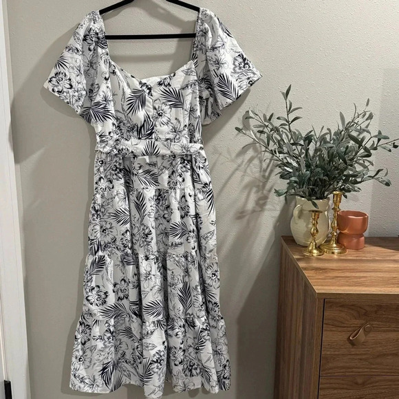 NWT Lulu's Tropical Sunshine White Floral Print Tiered Midi Dress Size Large - Picture 2 of 10